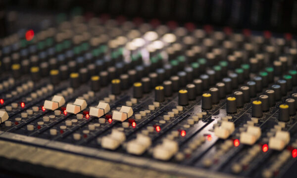 michael-weibel-600767-unsplash